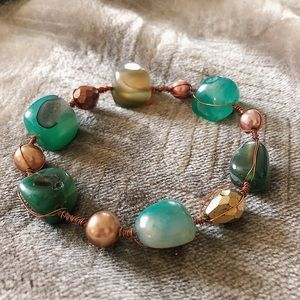 Wired bangle bracelet